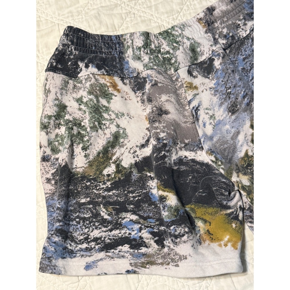 Adidas Shorts Mens Large Multi Ryv Abstract Mountain Print Sweat Shorts GD9298 - Picture 10 of 15